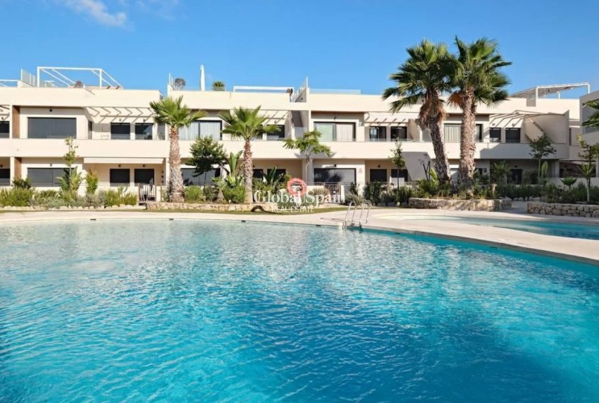 Venta - APARTAMENTO -
TORREVIEJA - Costa Blanca