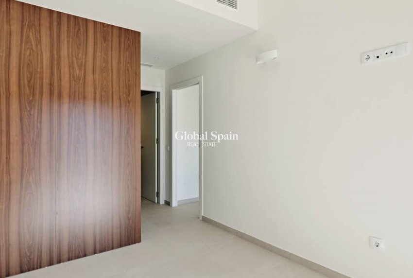 Venta - APARTAMENTO -
TORREVIEJA - Costa Blanca