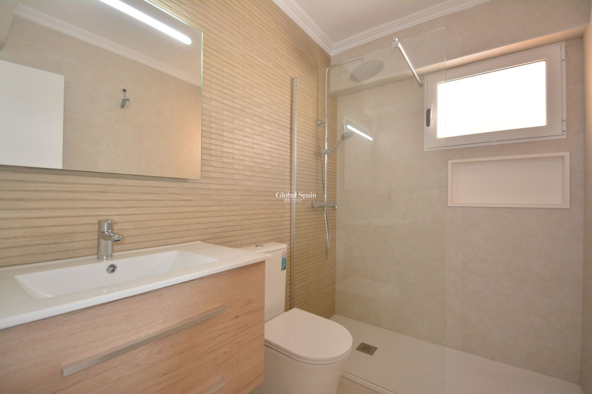 Venta - APARTAMENTO -
TORREVIEJA - Costa Blanca