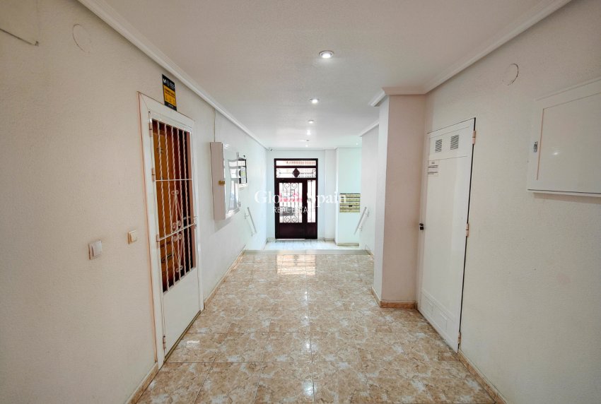 Venta - APARTAMENTO -
TORREVIEJA - Costa Blanca