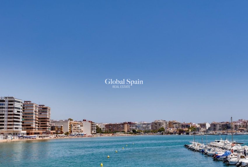 Venta - APARTAMENTO -
TORREVIEJA - Costa Blanca