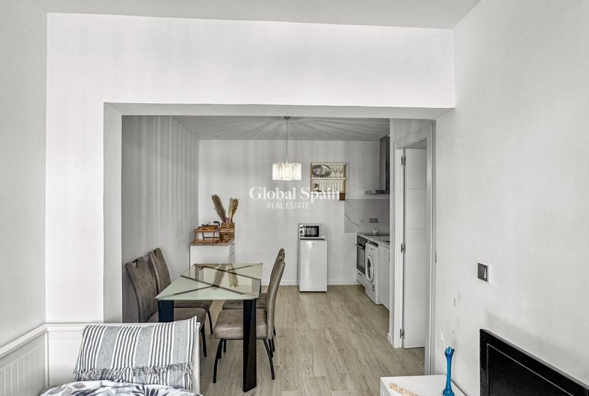 Venta - APARTAMENTO -
TORREVIEJA - Costa Blanca