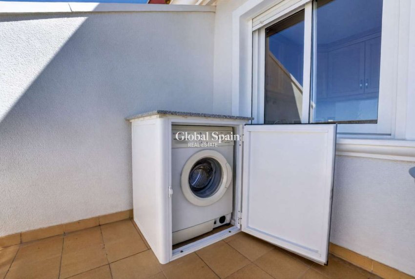 Venta - APARTAMENTO -
TORREVIEJA - Costa Blanca