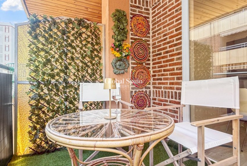 Venta - APARTAMENTO -
TORREVIEJA - Costa Blanca