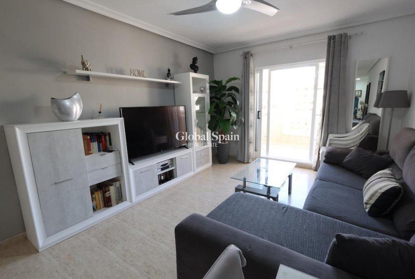 Venta - APARTAMENTO -
TORREVIEJA - Costa Blanca