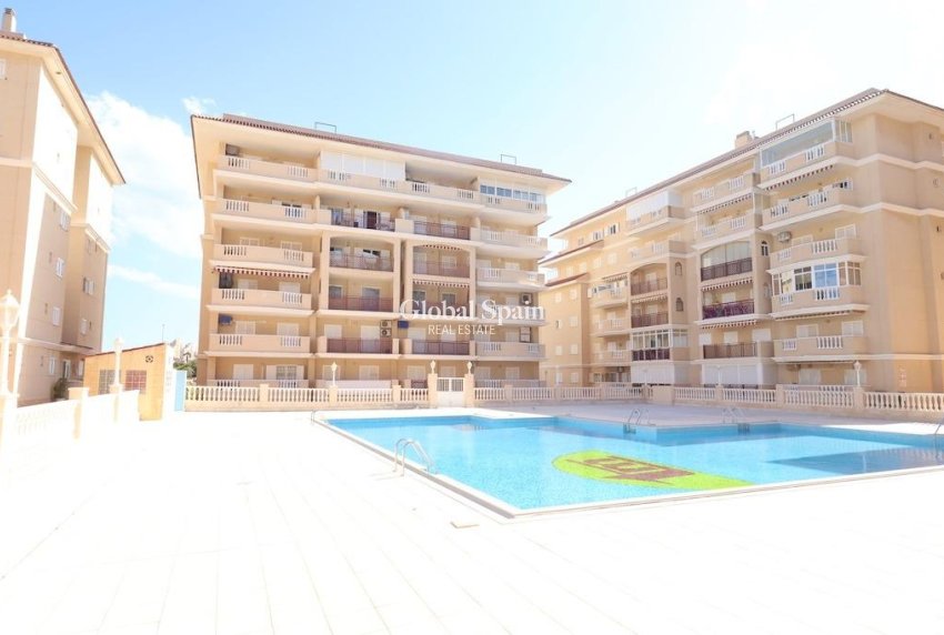 Venta - APARTAMENTO -
TORREVIEJA - Costa Blanca