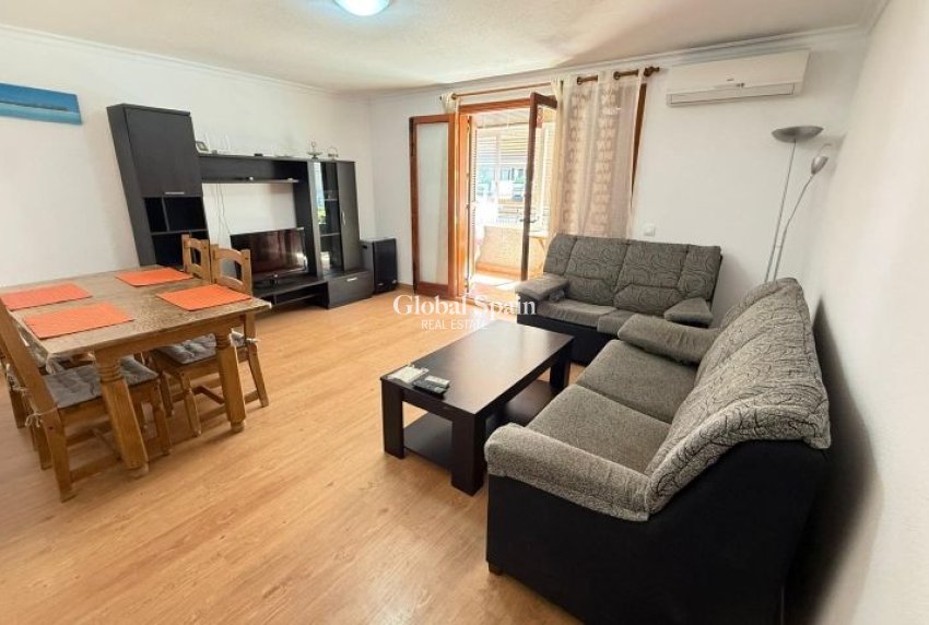 Venta - APARTAMENTO -
TORREVIEJA - Costa Blanca