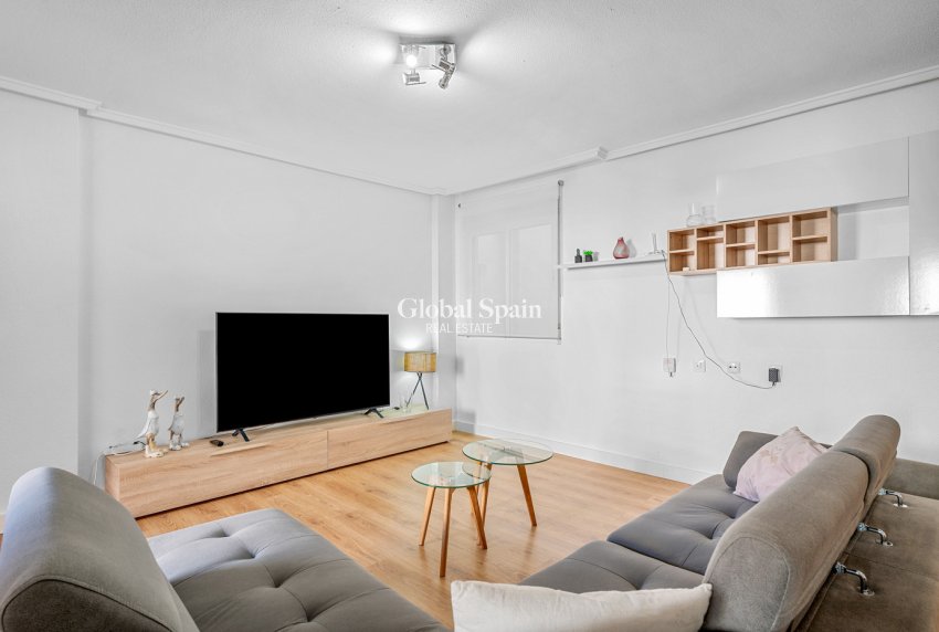 Venta - APARTAMENTO -
TORREVIEJA - Costa Blanca