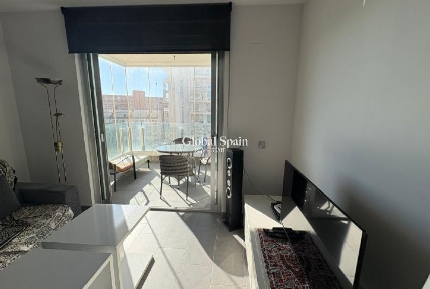 Venta - APARTAMENTO -
TORREVIEJA - Costa Blanca
