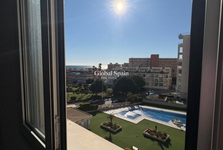 Venta - APARTAMENTO -
TORREVIEJA - Costa Blanca