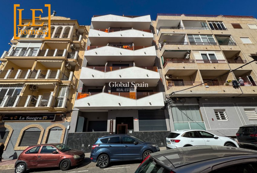 Venta - APARTAMENTO -
TORREVIEJA - Costa Blanca