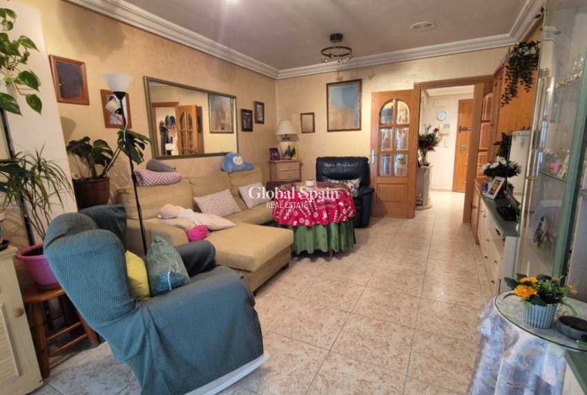 Venta - APARTAMENTO -
TORREVIEJA - Costa Blanca