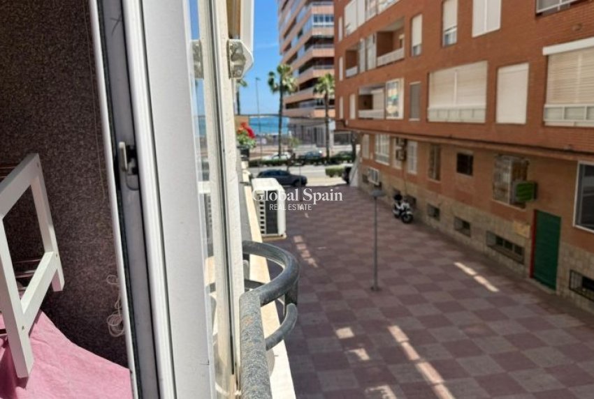 Venta - APARTAMENTO -
TORREVIEJA - Costa Blanca