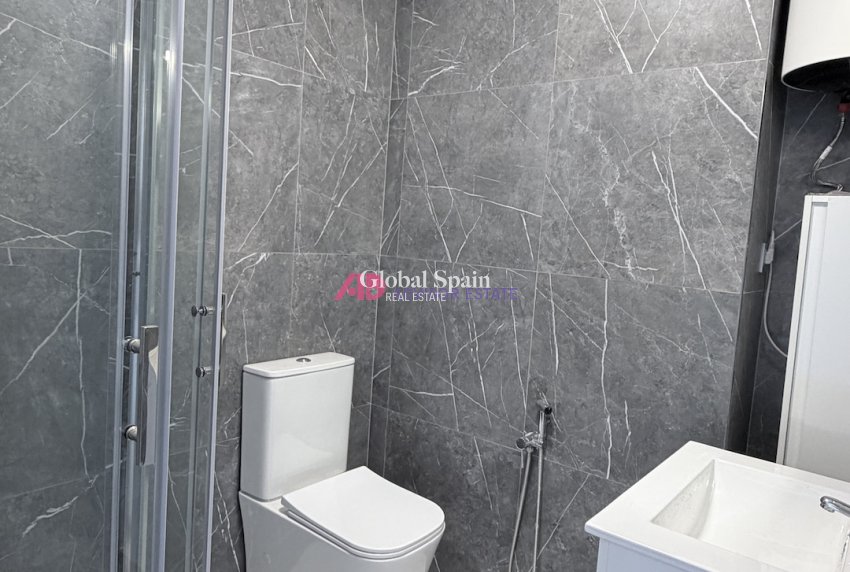 Venta - APARTAMENTO -
TORREVIEJA - Costa Blanca