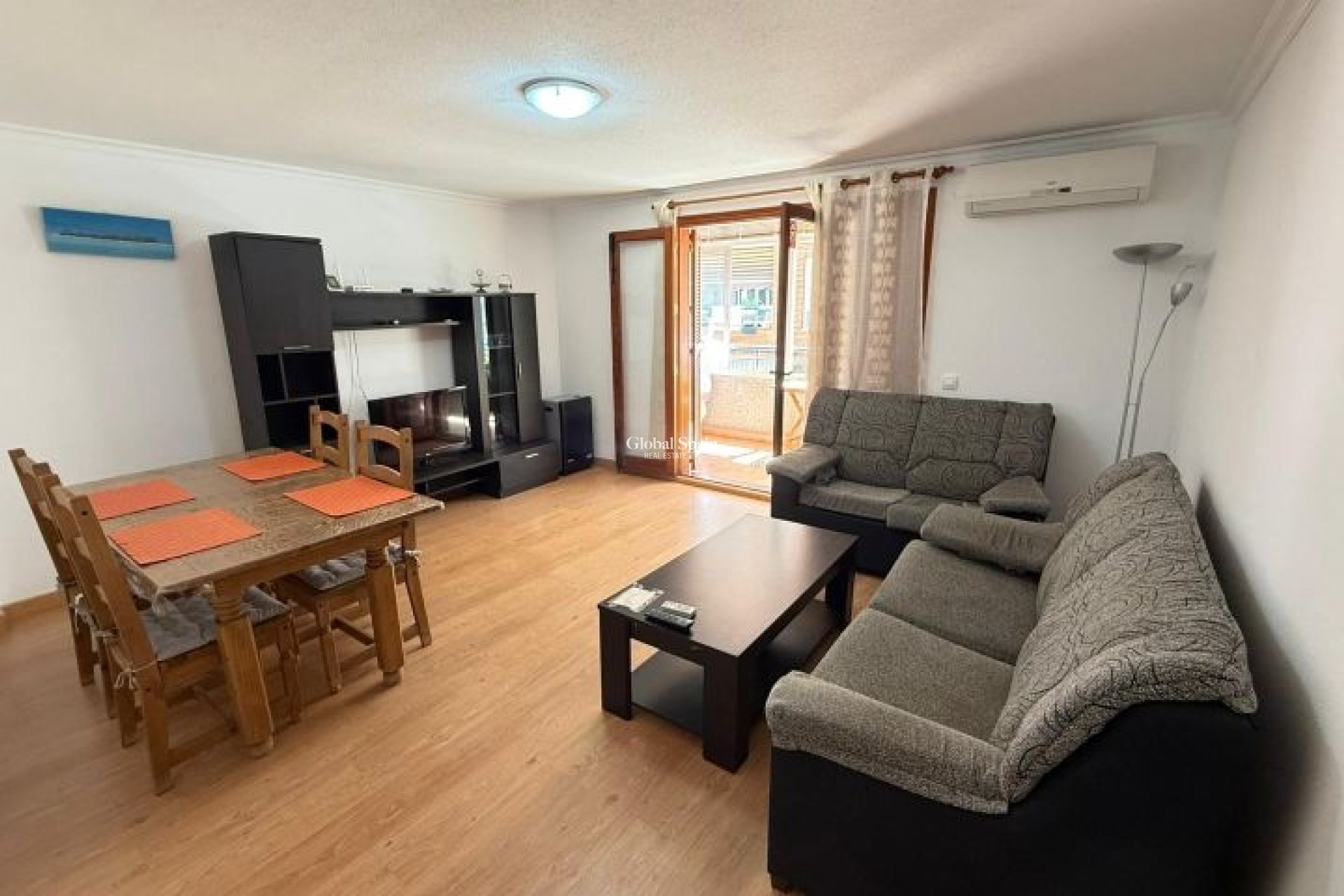 Venta - APARTAMENTO -
TORREVIEJA - Costa Blanca