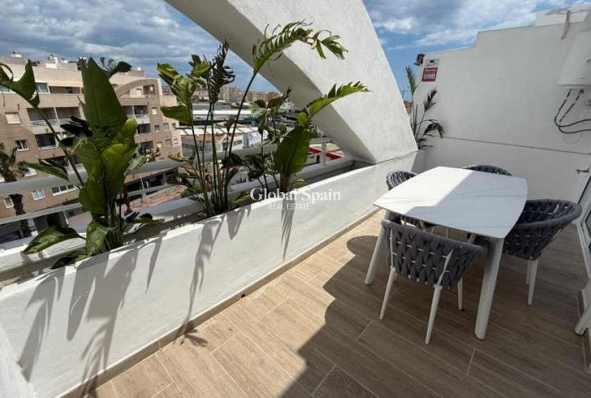Venta - APARTAMENTO -
TORREVIEJA - Costa Blanca