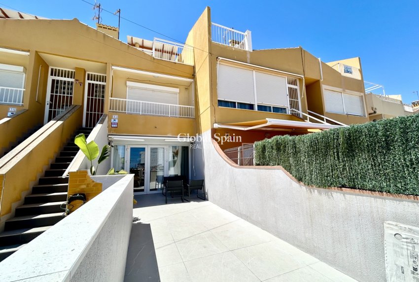 Venta - APARTAMENTO -
TORREVIEJA - Costa Blanca
