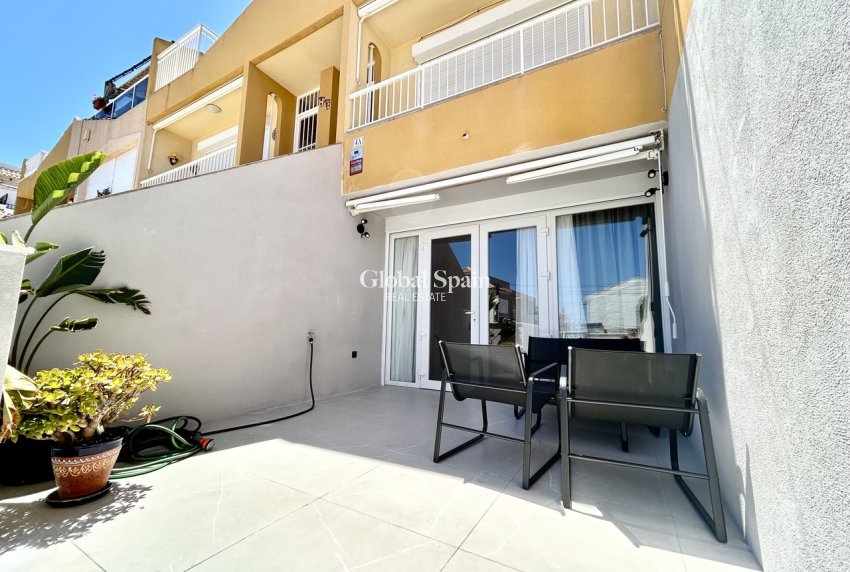 Venta - APARTAMENTO -
TORREVIEJA - Costa Blanca