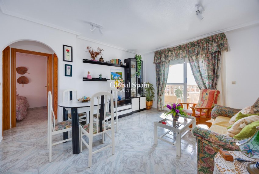 Venta - APARTAMENTO -
TORREVIEJA - Costa Blanca