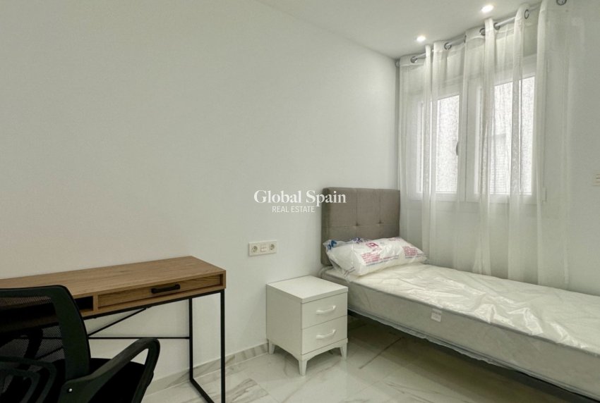 Venta - APARTAMENTO -
TORREVIEJA - Costa Blanca
