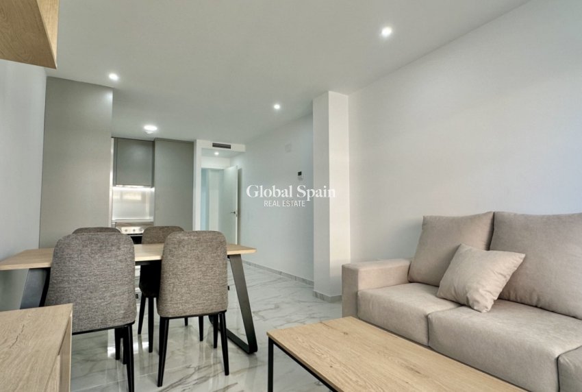 Venta - APARTAMENTO -
TORREVIEJA - Costa Blanca