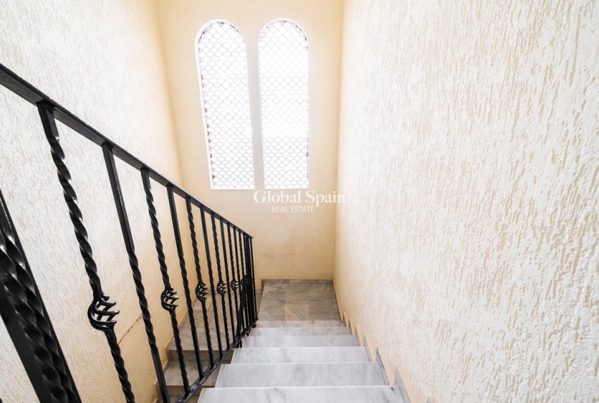 Venta - APARTAMENTO -
TORREVIEJA - Costa Blanca