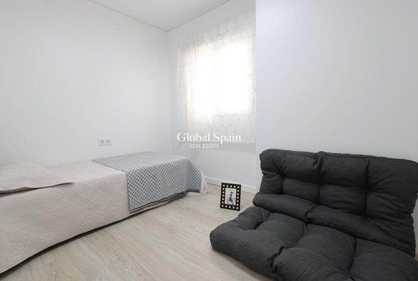 Venta - APARTAMENTO -
TORREVIEJA - Costa Blanca