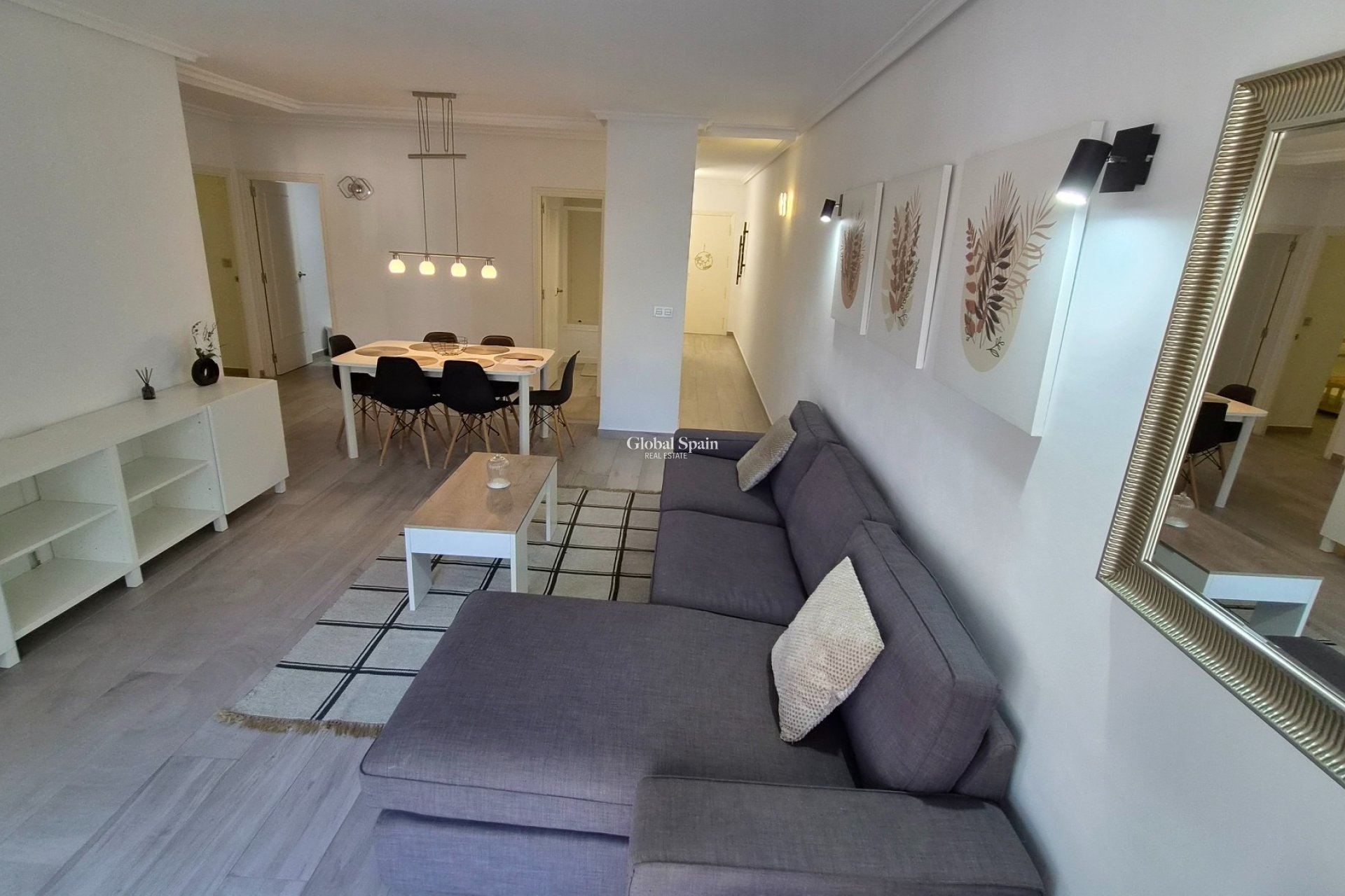 Venta - APARTAMENTO -
TORREVIEJA - Costa Blanca