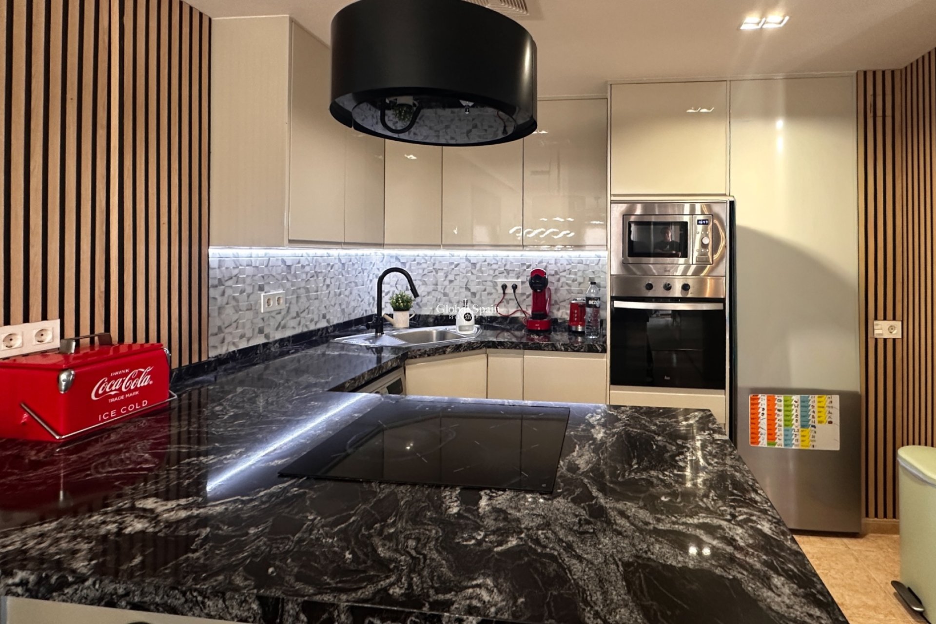 Venta - APARTAMENTO -
TORREVIEJA - Costa Blanca