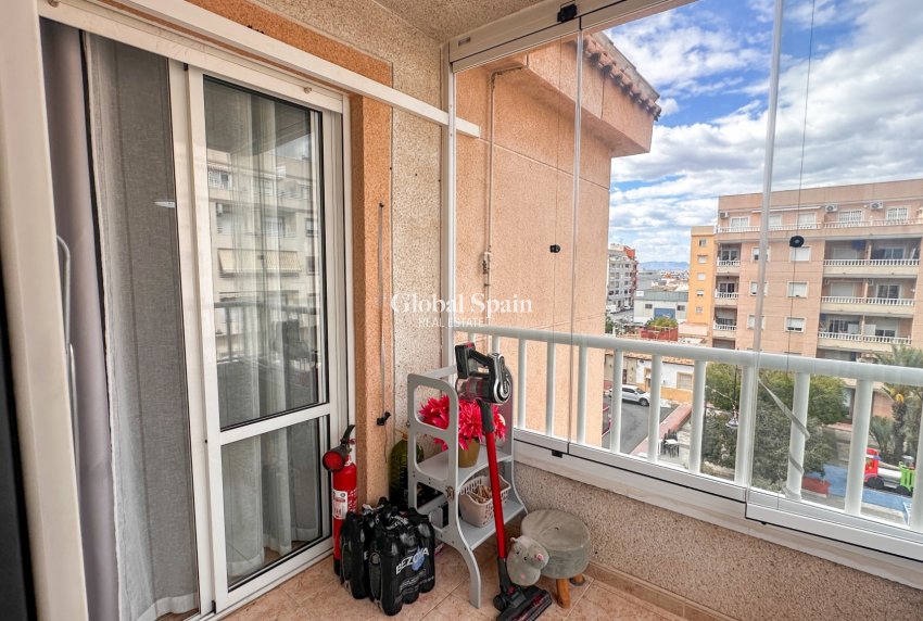 Venta - APARTAMENTO -
TORREVIEJA - Costa Blanca
