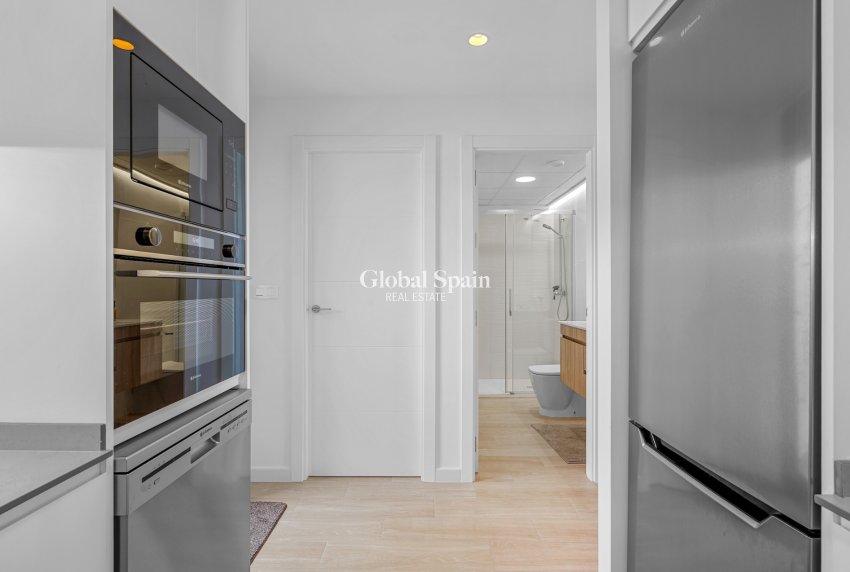 Venta - APARTAMENTO -
TORREVIEJA - Costa Blanca