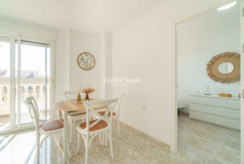 Venta - APARTAMENTO -
TORREVIEJA - Costa Blanca