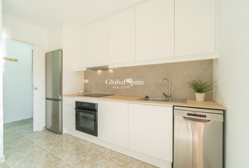 Venta - APARTAMENTO -
TORREVIEJA - Costa Blanca