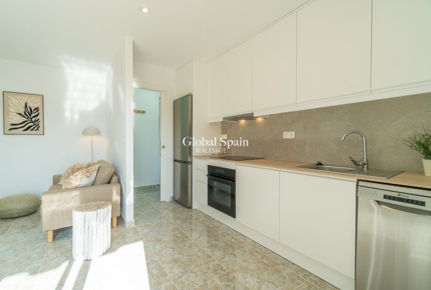 Venta - APARTAMENTO -
TORREVIEJA - Costa Blanca