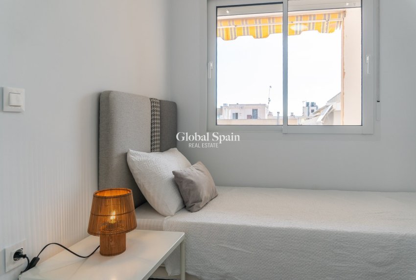 Venta - APARTAMENTO -
TORREVIEJA - Costa Blanca