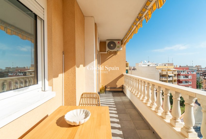 Venta - APARTAMENTO -
TORREVIEJA - Costa Blanca