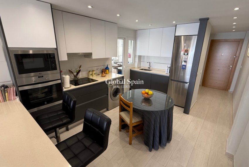 Venta - APARTAMENTO -
TORREVIEJA - Costa Blanca