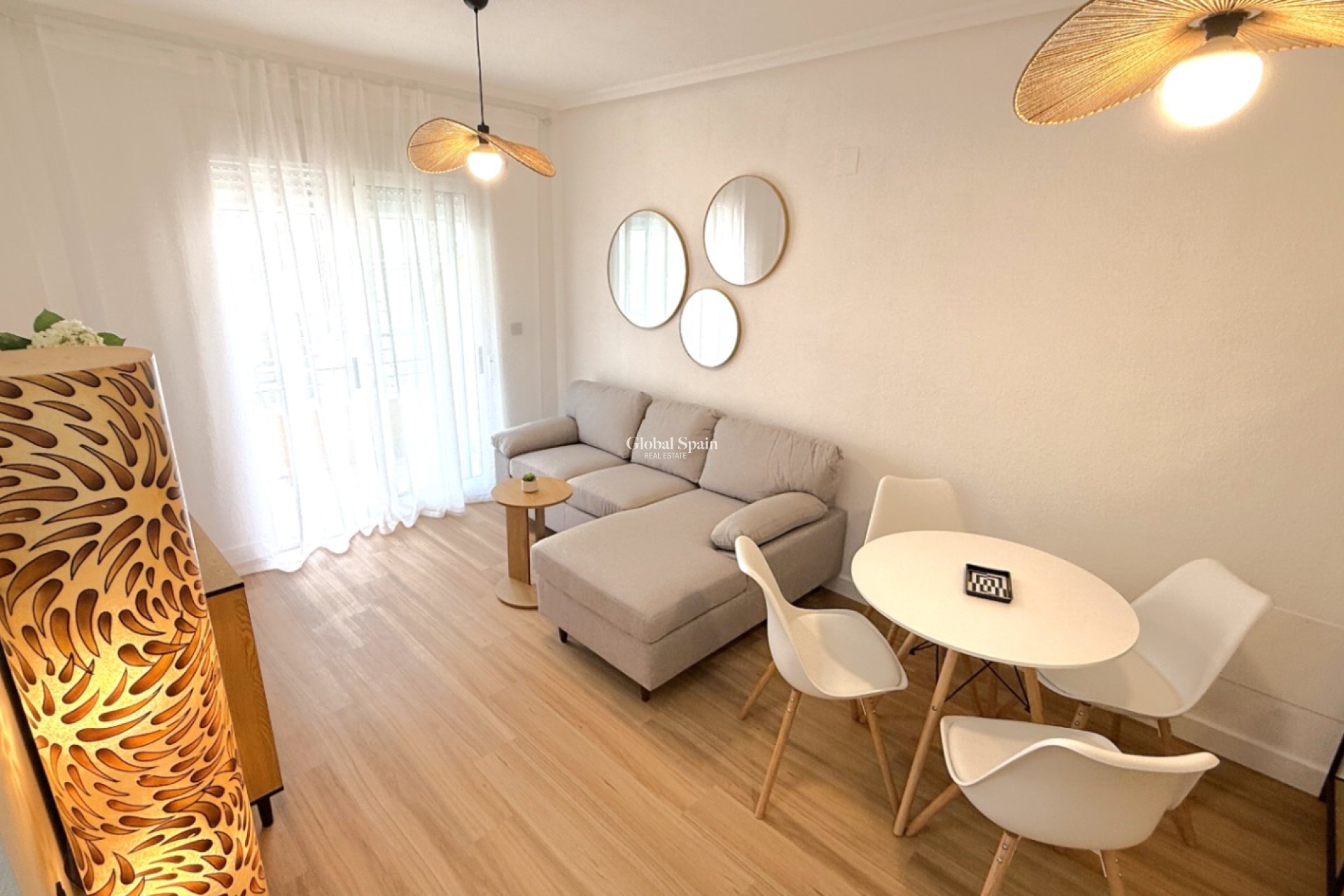 Venta - APARTAMENTO -
TORREVIEJA - Costa Blanca