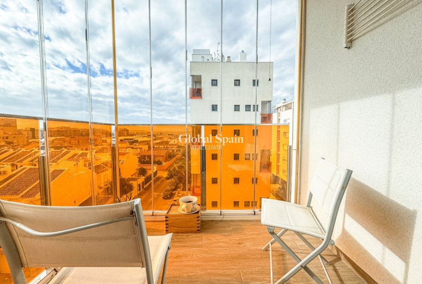 Venta - APARTAMENTO -
TORREVIEJA - Costa Blanca