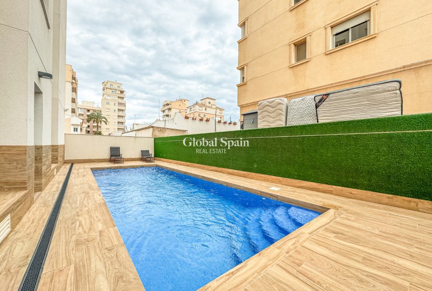 Venta - APARTAMENTO -
TORREVIEJA - Costa Blanca