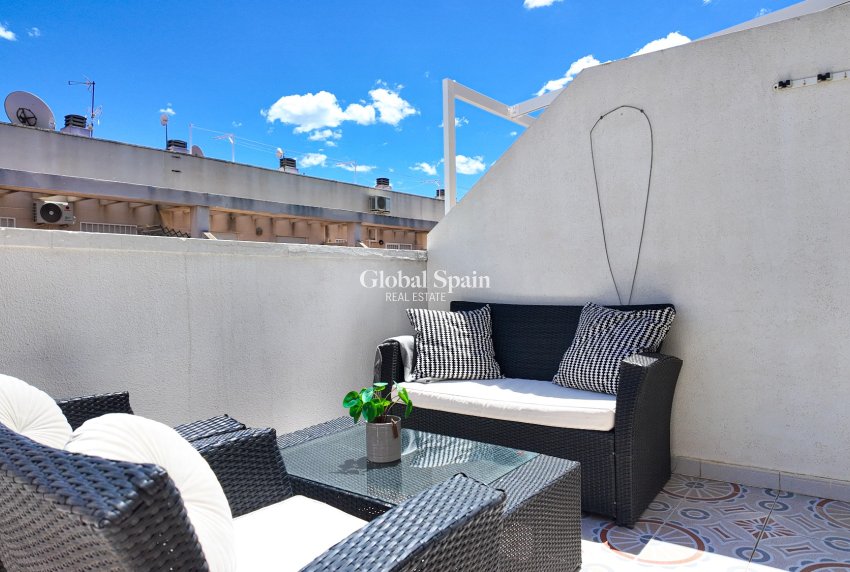 Venta - APARTAMENTO -
TORREVIEJA - Costa Blanca