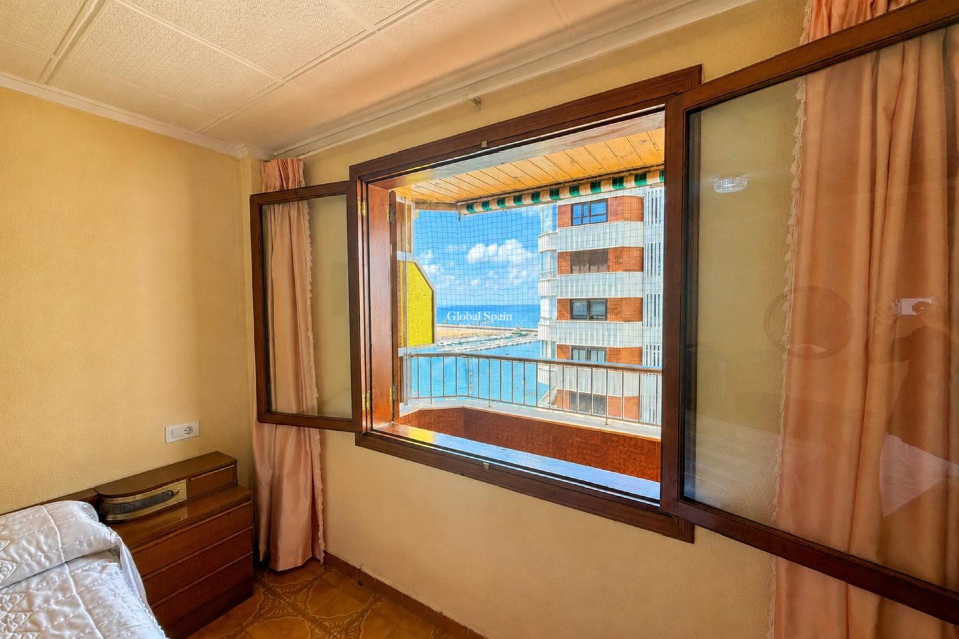 Venta - APARTAMENTO -
TORREVIEJA - Costa Blanca