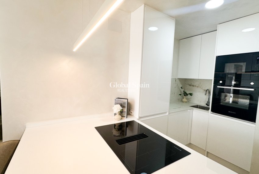Venta - APARTAMENTO -
TORREVIEJA - Costa Blanca