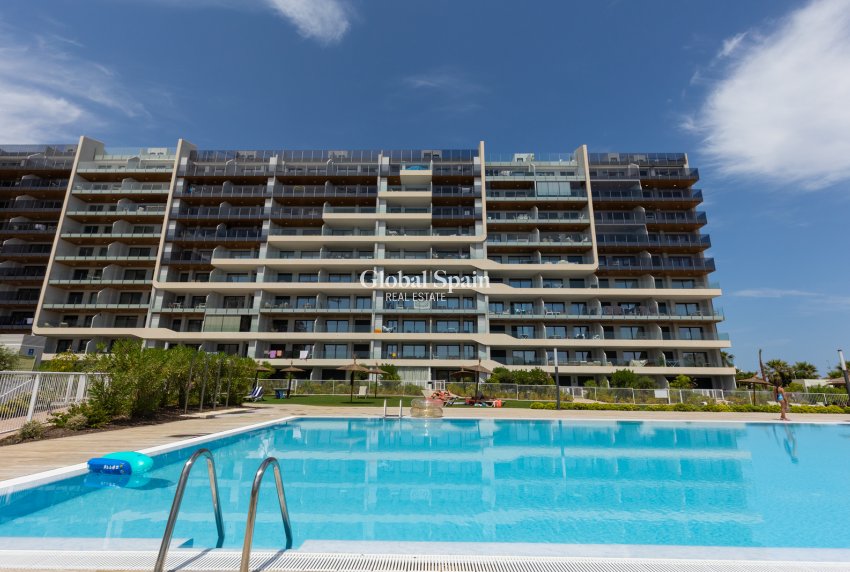 Venta - APARTAMENTO -
TORREVIEJA - Costa Blanca