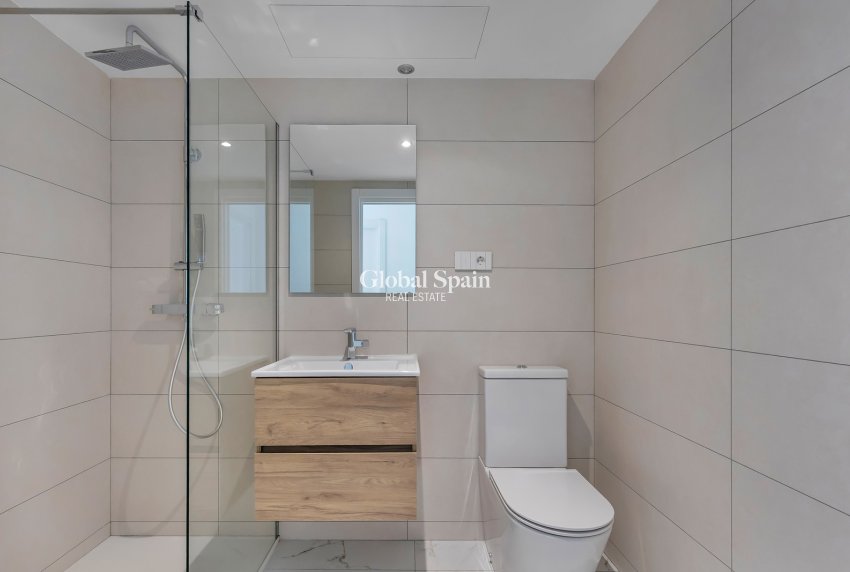 Venta - APARTAMENTO -
TORREVIEJA - Costa Blanca