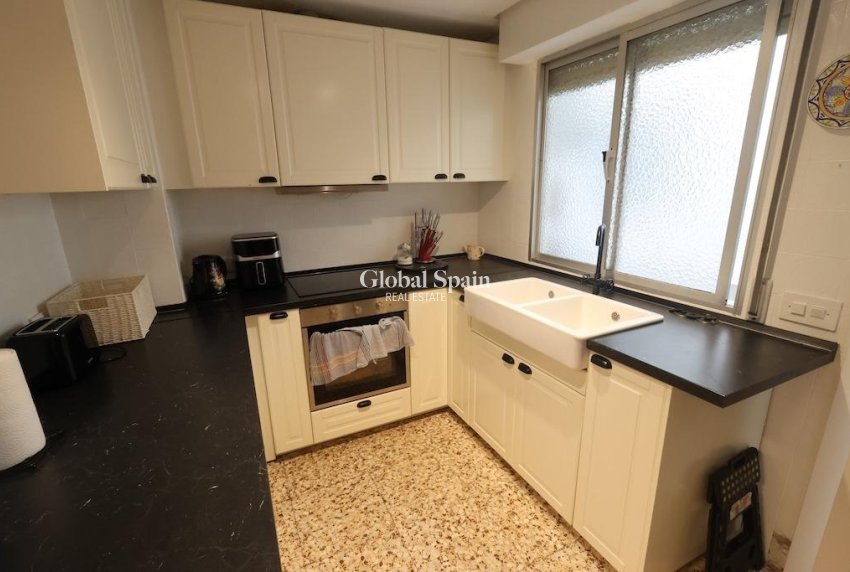 Venta - APARTAMENTO -
TORREVIEJA - Costa Blanca