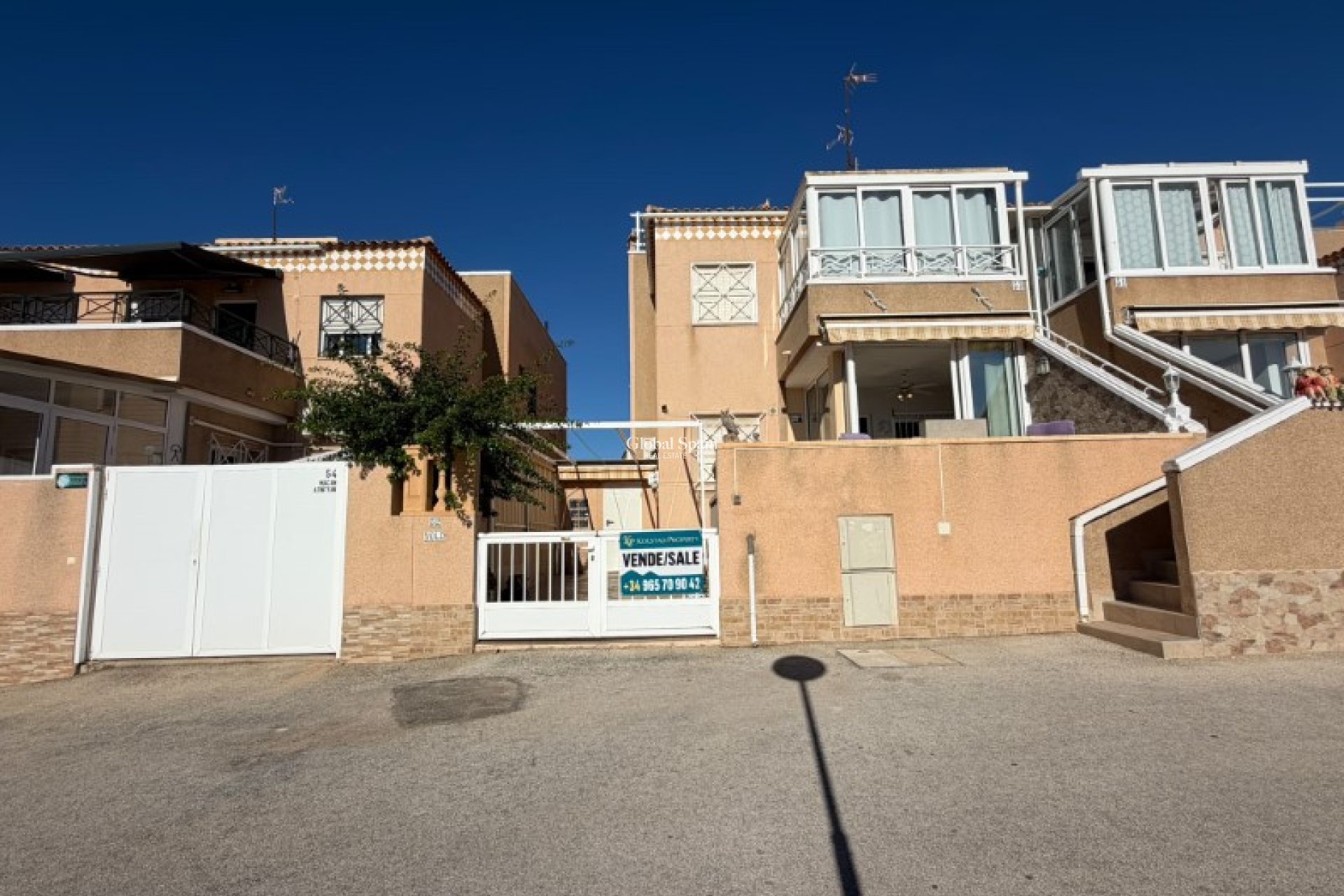 Venta - APARTAMENTO -
TORREVIEJA - Costa Blanca