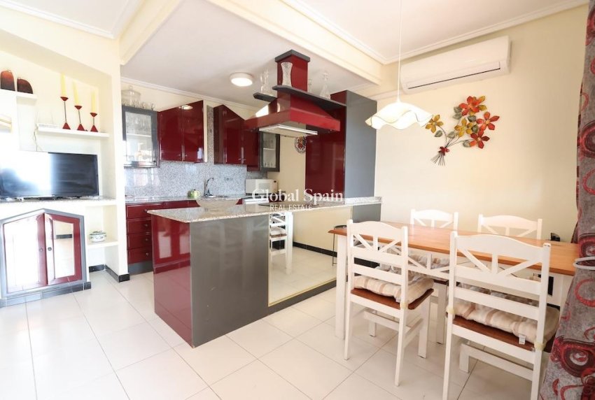 Venta - APARTAMENTO -
TORREVIEJA - Costa Blanca