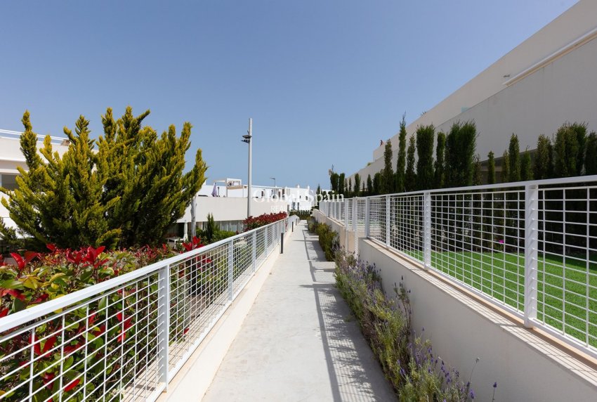Venta - APARTAMENTO -
TORREVIEJA - Costa Blanca