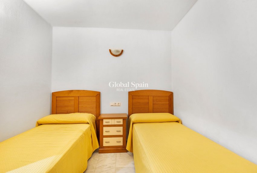 Venta - APARTAMENTO -
TORREVIEJA - Costa Blanca
